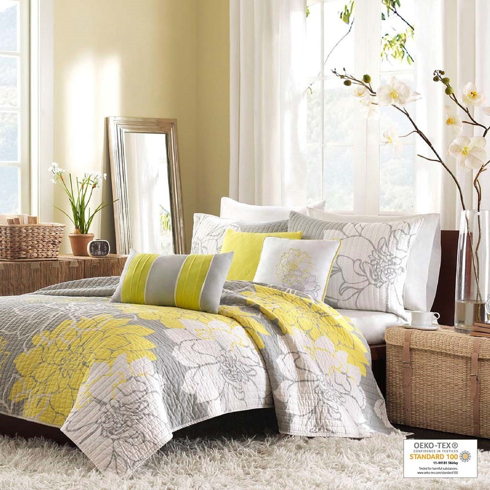 6 Piece Printed Cotton Quilt Set with Throw Pillows Taupe Grey/Yellow Full/Queen Media 3