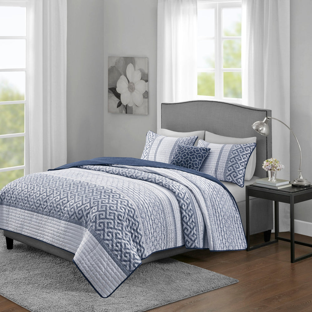 4 Piece Jacquard Quilt Set with Throw Pillow Navy King/Cal King Media 1