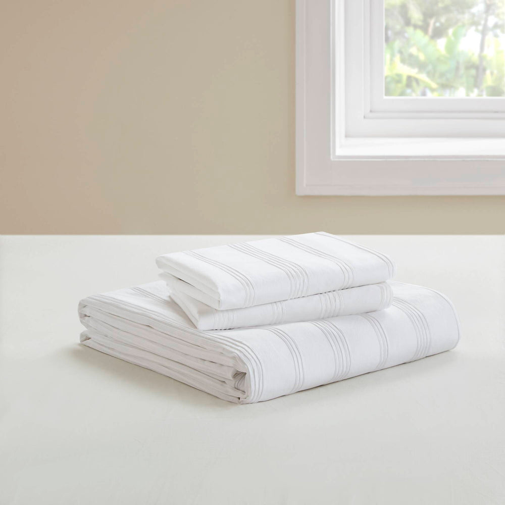 3-Piece King Woven Striped Duvet Set Media 20