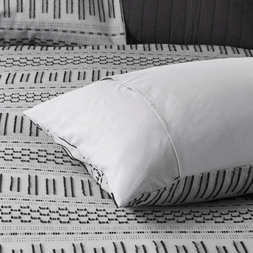 King/Cal King Cotton Jacquard Duvet Cover Mini Set Media 10
