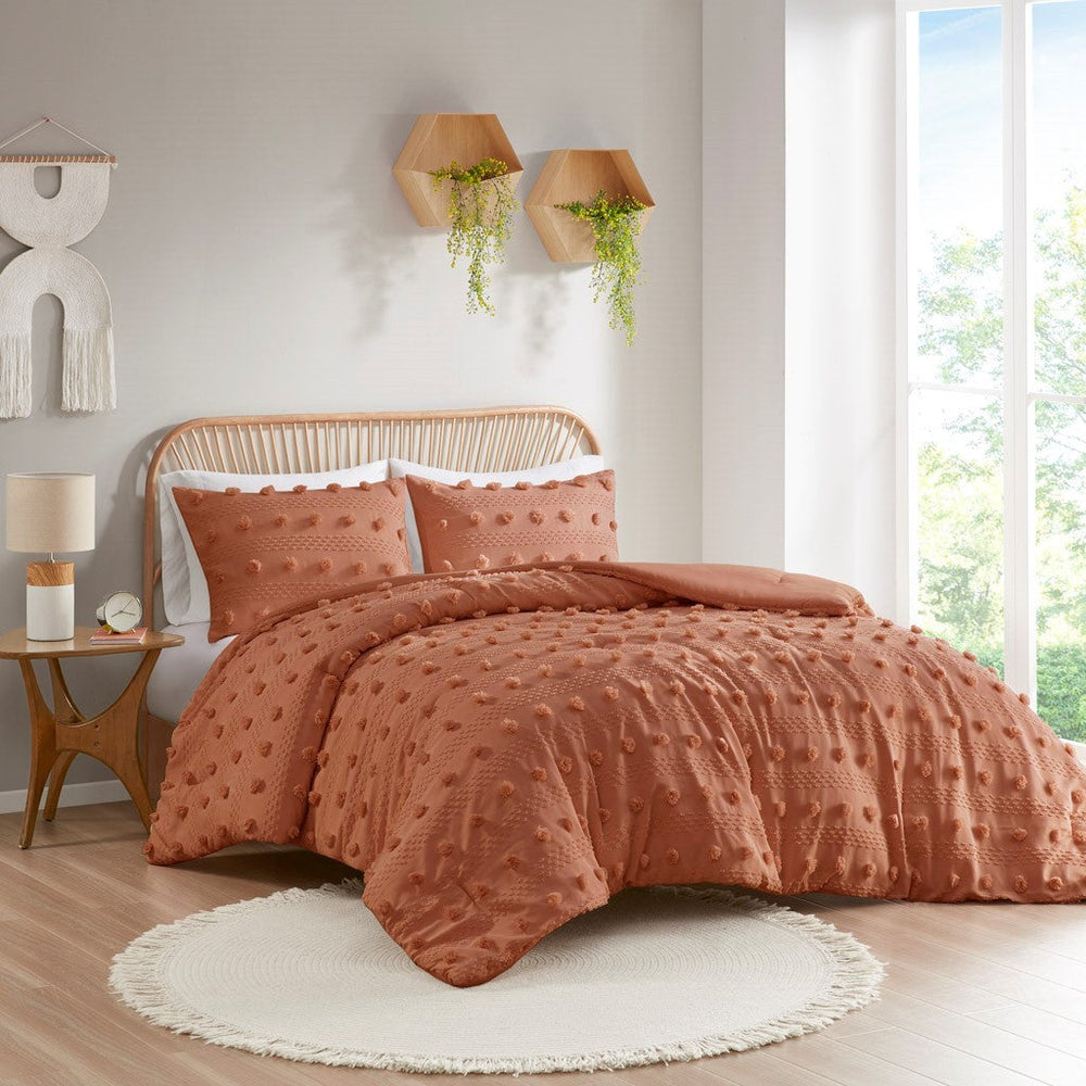 Twin/Twin XL Clip Jacquard Comforter Set Media 1