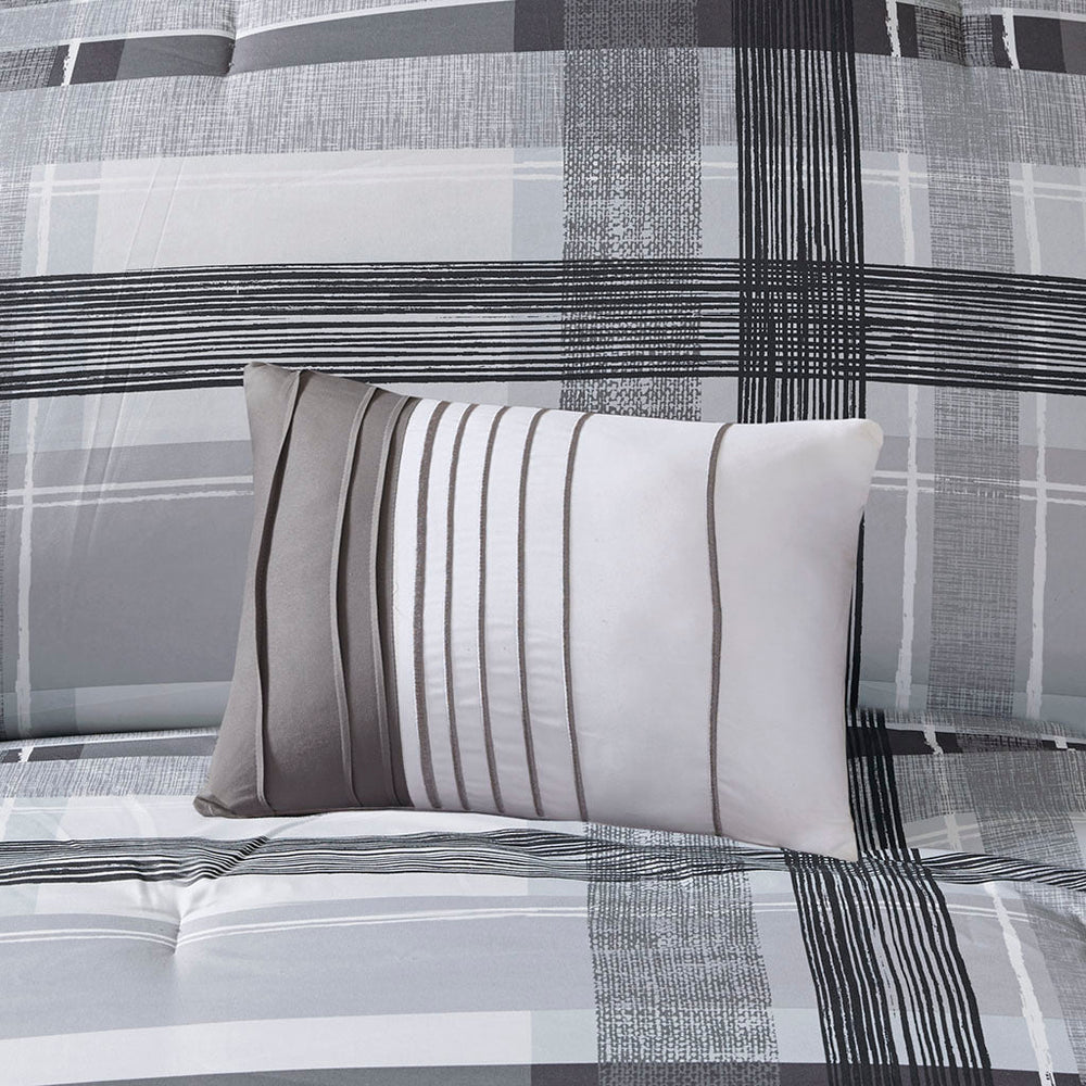 Twin/Twin XL Plaid Comforter Set Media 7