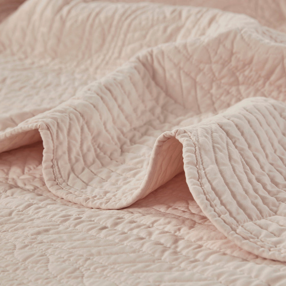 6 Piece Reversible Scalloped Edge Daybed Cover Set Blush Daybed Media 2