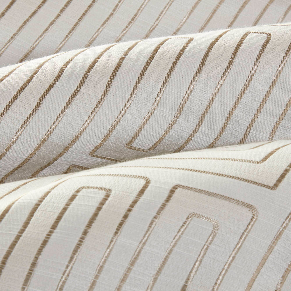 10 PCS Cal King Luxury Jacquard Comforter Set Ivory Media 10