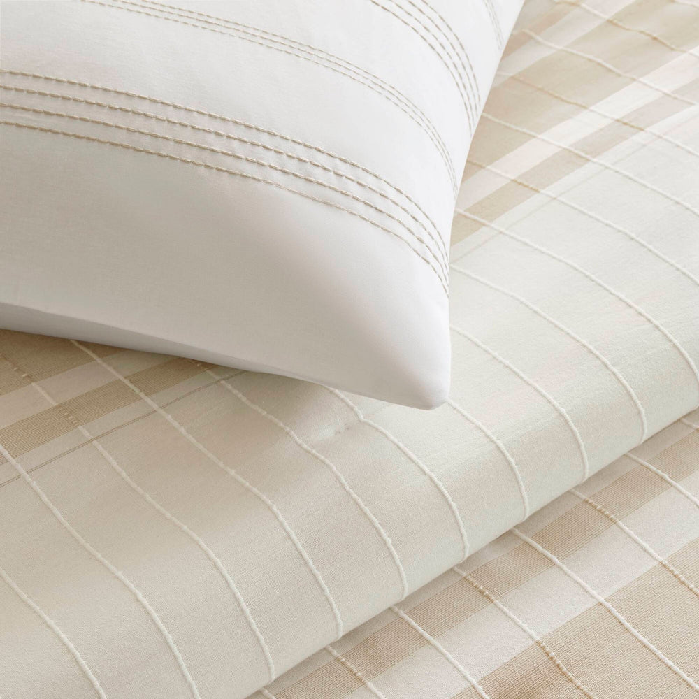 6-Piece Queen Cotton Jacquard Oversized Comforter Set Media 12