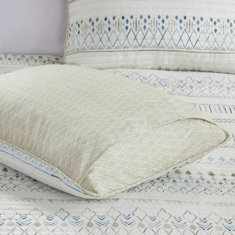 3 Piece   Seersucker Quilt Set Taupe/Blue Full/Queen Media 11