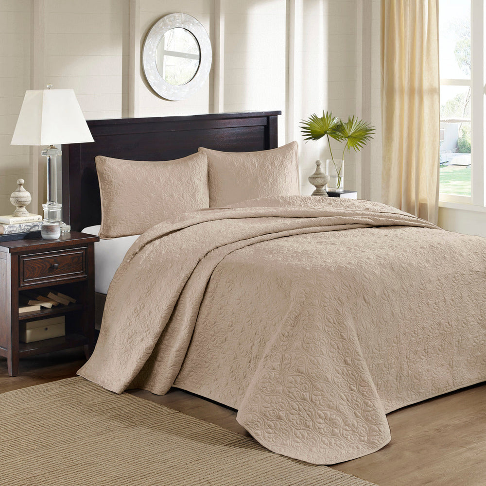 Reversible Quilt Set Khaki Twin/Twin XL Media 1