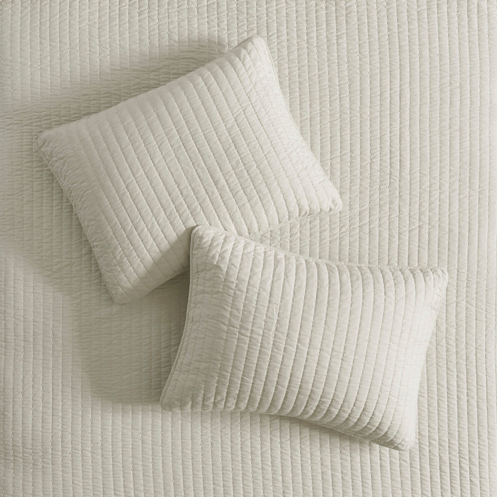 3 Piece Quilt Set Cream Full/Queen Media 2