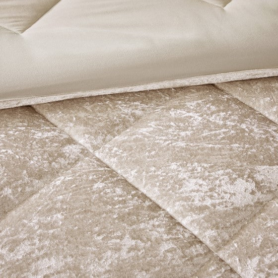 Twin/Twin XL Velvet Comforter Set with Throw Pillow Media 10