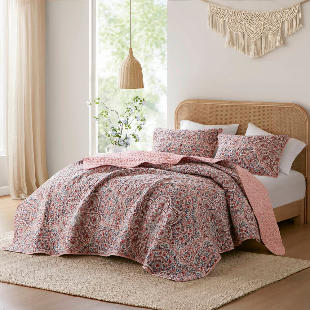 3-Piece Full/Queen Boho Floral Reversible Quilt Media 1