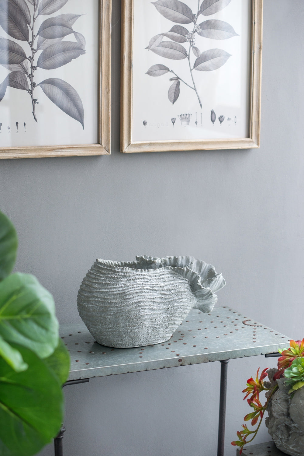 14.2x7.9x7.9' Cement Planter, Indoor Outdoor Garden Decor Media 11