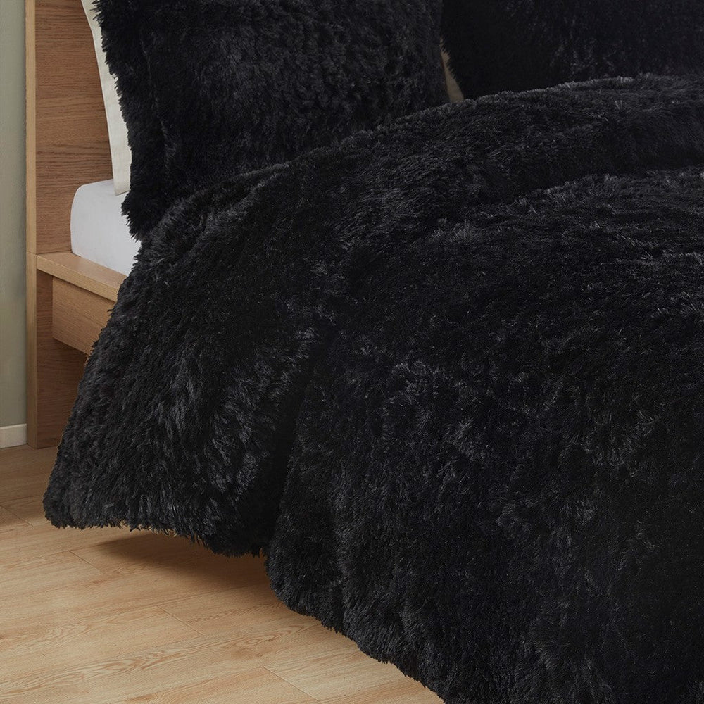 Twin/Twin XL Shaggy Long Fur Comforter Mini Set Media 2