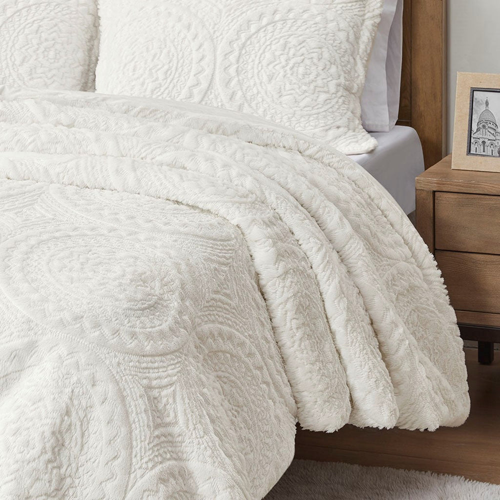 Twin Embroidered Medallion Faux Fur Ultra Plush Comforter Mini Set Media 5
