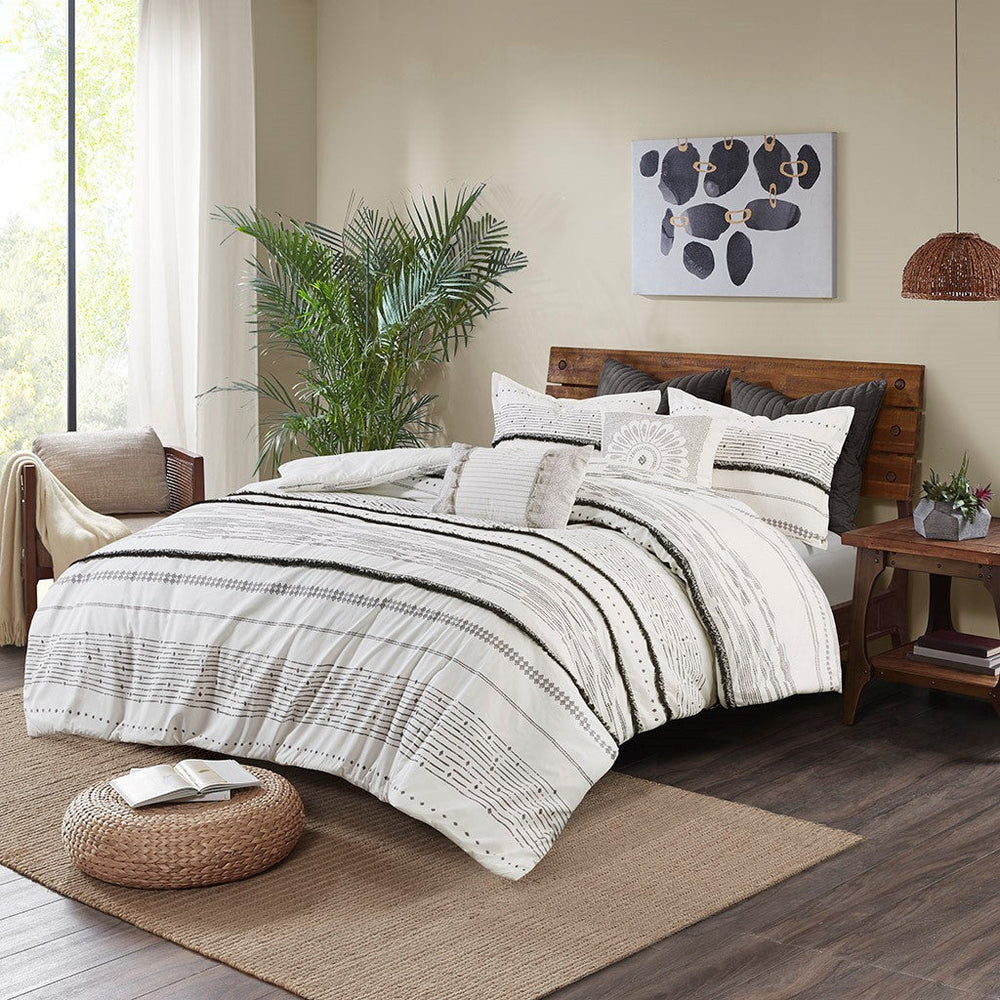 Cotton Printed Comforter Set with Trims Black/White Full/Queen Media 1
