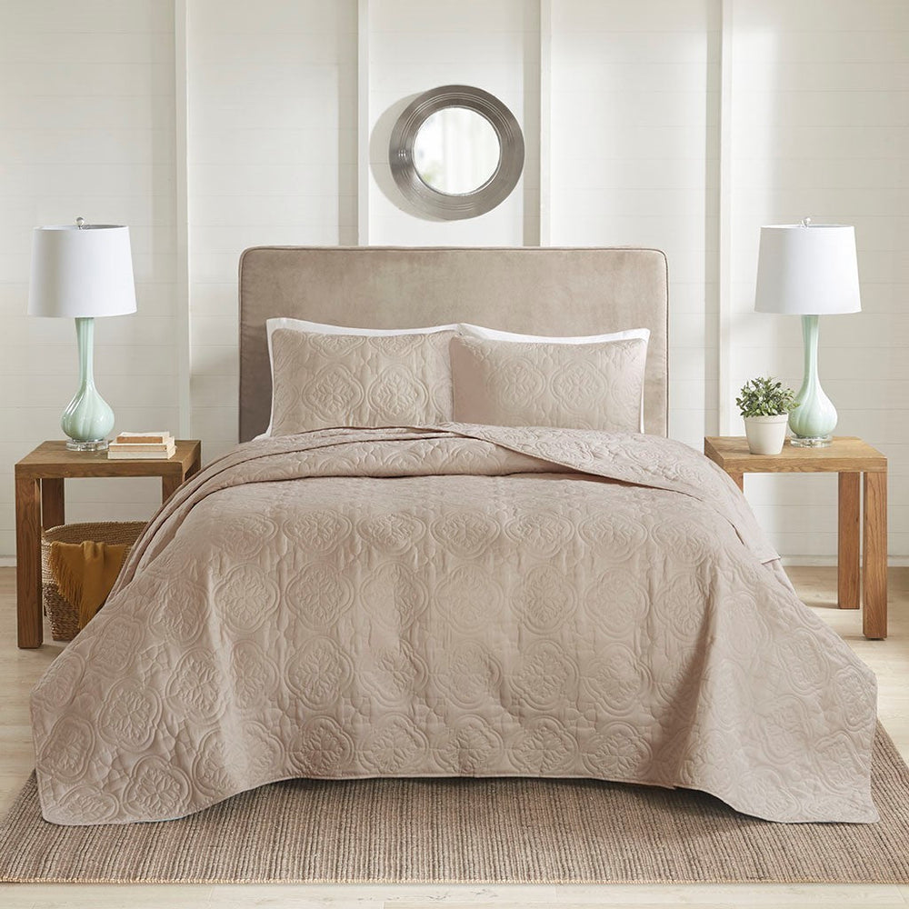 3 Piece Reversible Bedspread Set Khaki Full/Queen Media 6