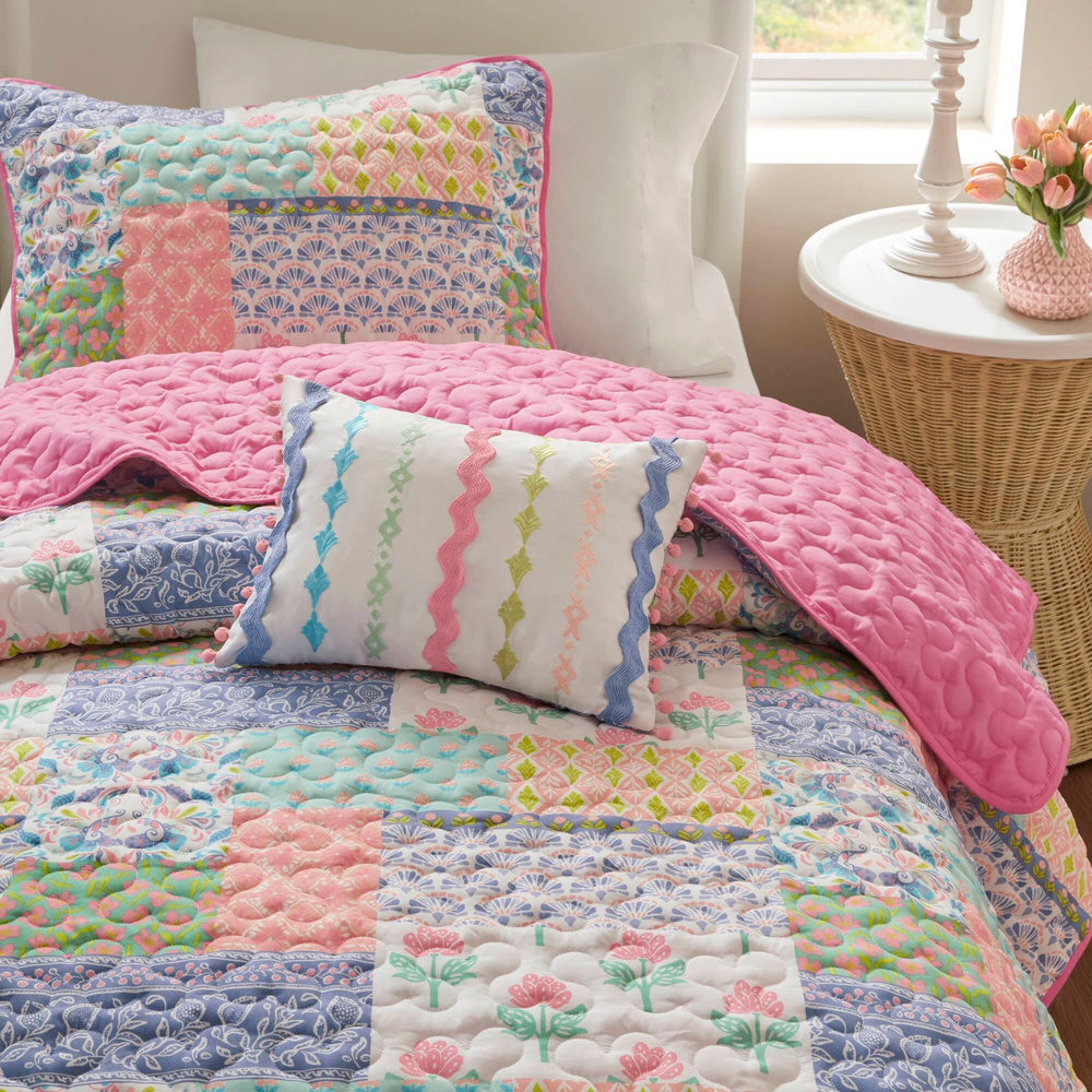 4-Piece Full/Queen 4pcs Quilt Set,Pink Media 15