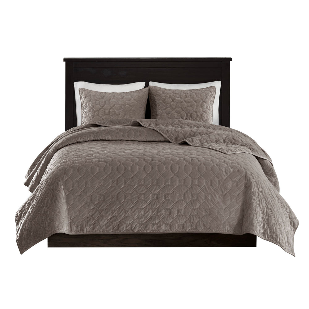 3 Piece Velvet Quilt Set Taupe Full/Queen Media 8