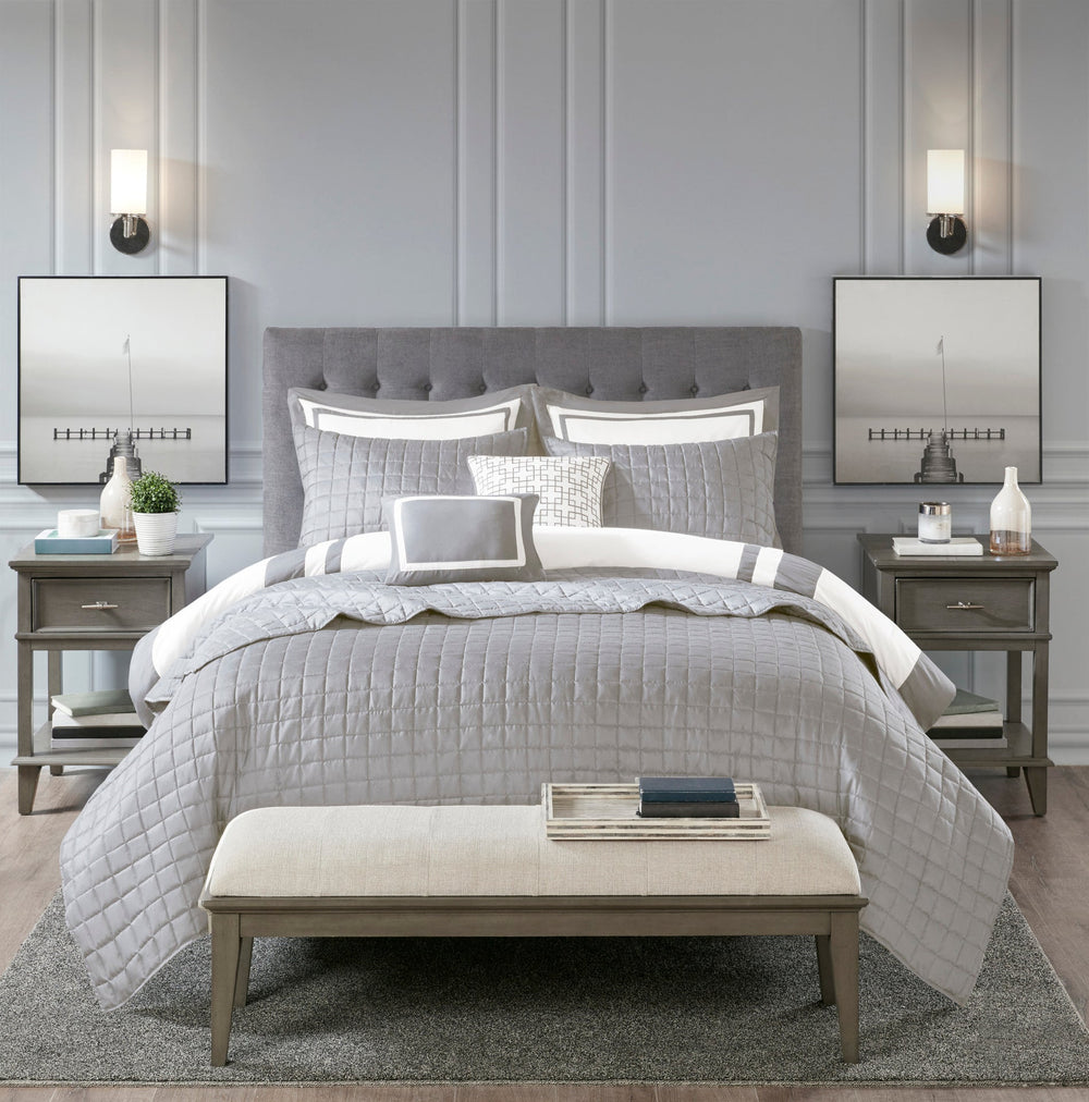 8 Piece Comforter and Quilt Set Collection Grey Full/Queen Media 8