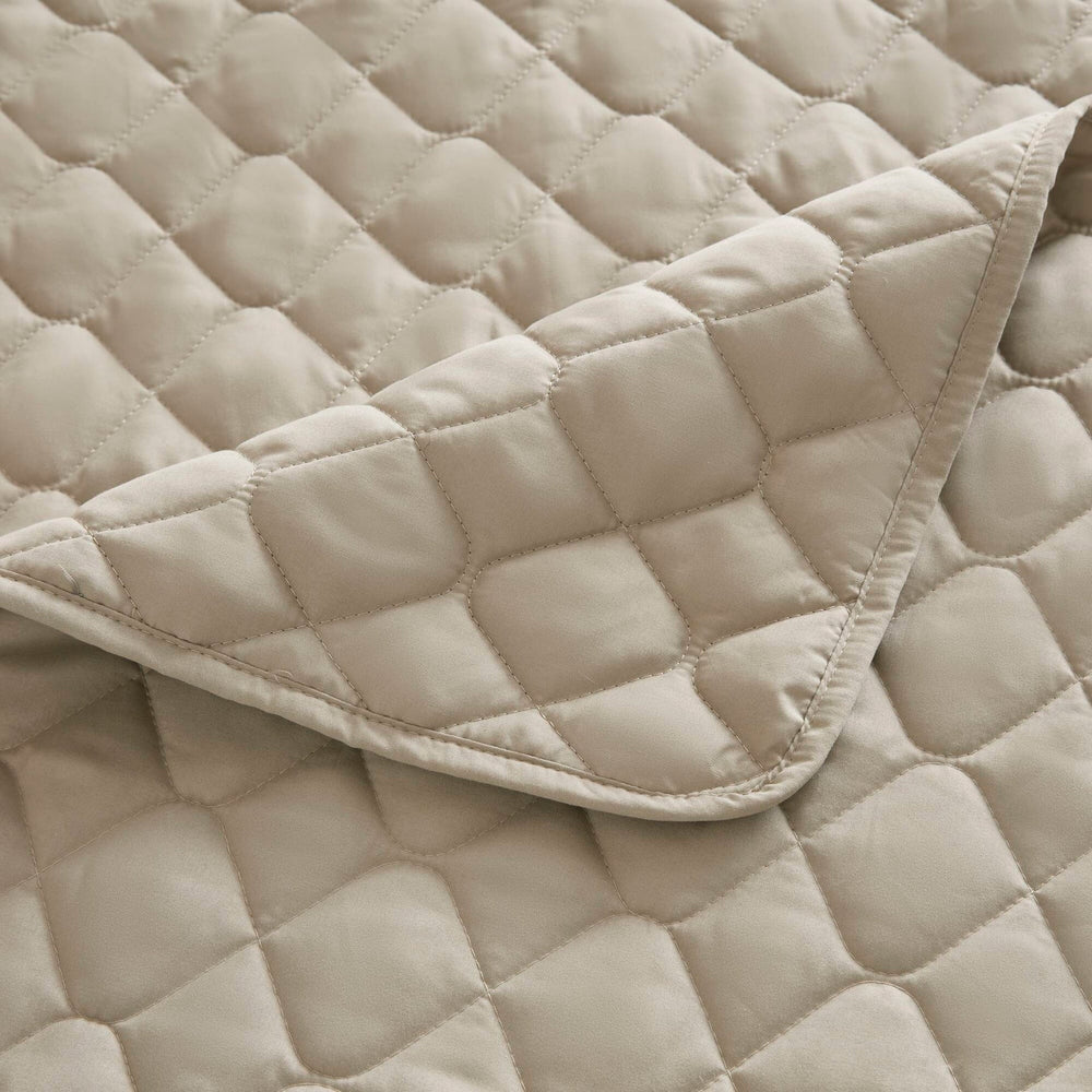 10- Piece Queen Jacquard Comforter Set Media 8