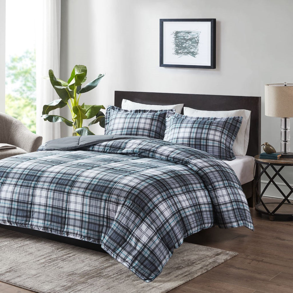 Twin/Twin XL 3M Scotchgard Down Alternative All Season Comforter Set Media 1