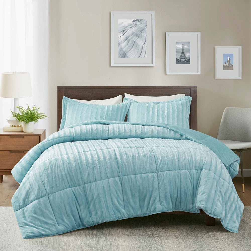 King/Cal King Faux Fur Comforter Mini Set Media 8