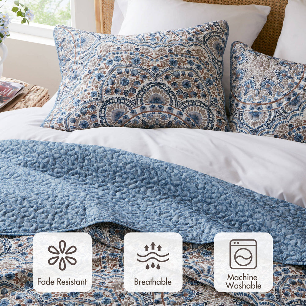 3-Piece Full/Queen Boho Floral Reversible Quilt Media 2
