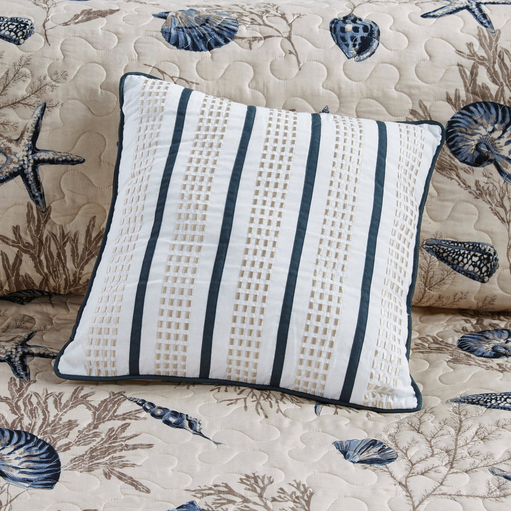 Brushed   Quilt Set with Throw Pillows Blue Twin/Twin XL Media 10