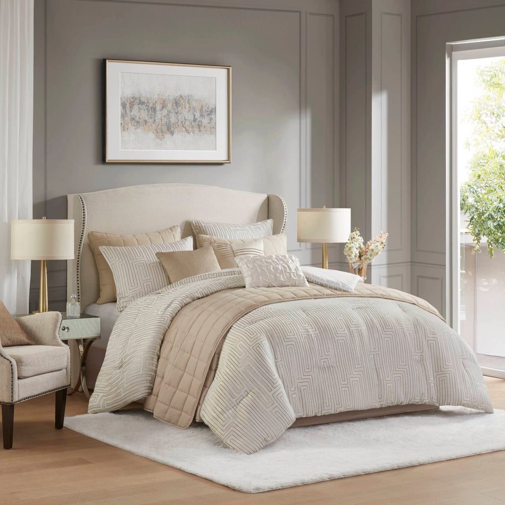 10 PCS Cal King Luxury Jacquard Comforter Set Ivory Media 18