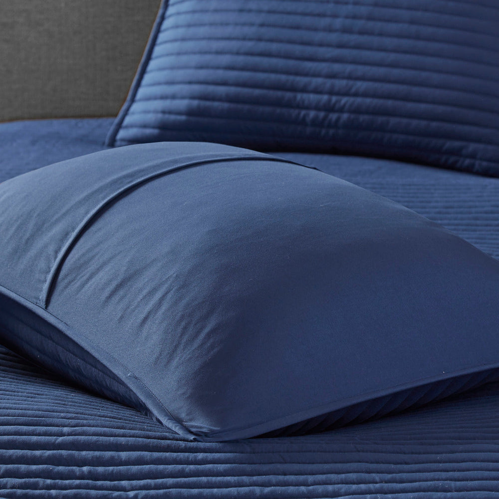 8 Piece Printed Seersucker Comforter and Quilt Set Collection Blue Full/Queen Media 15