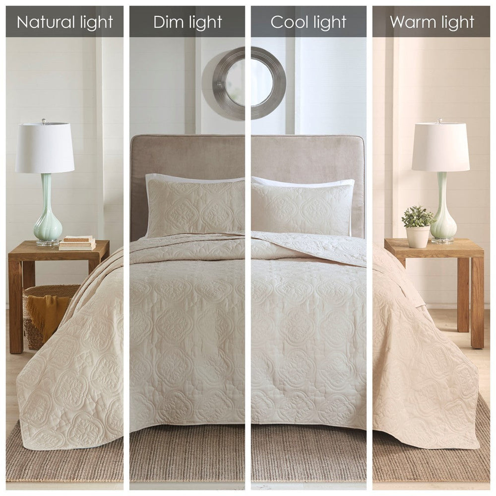 3 Piece Reversible Bedspread Set Cream Full/Queen Media 10
