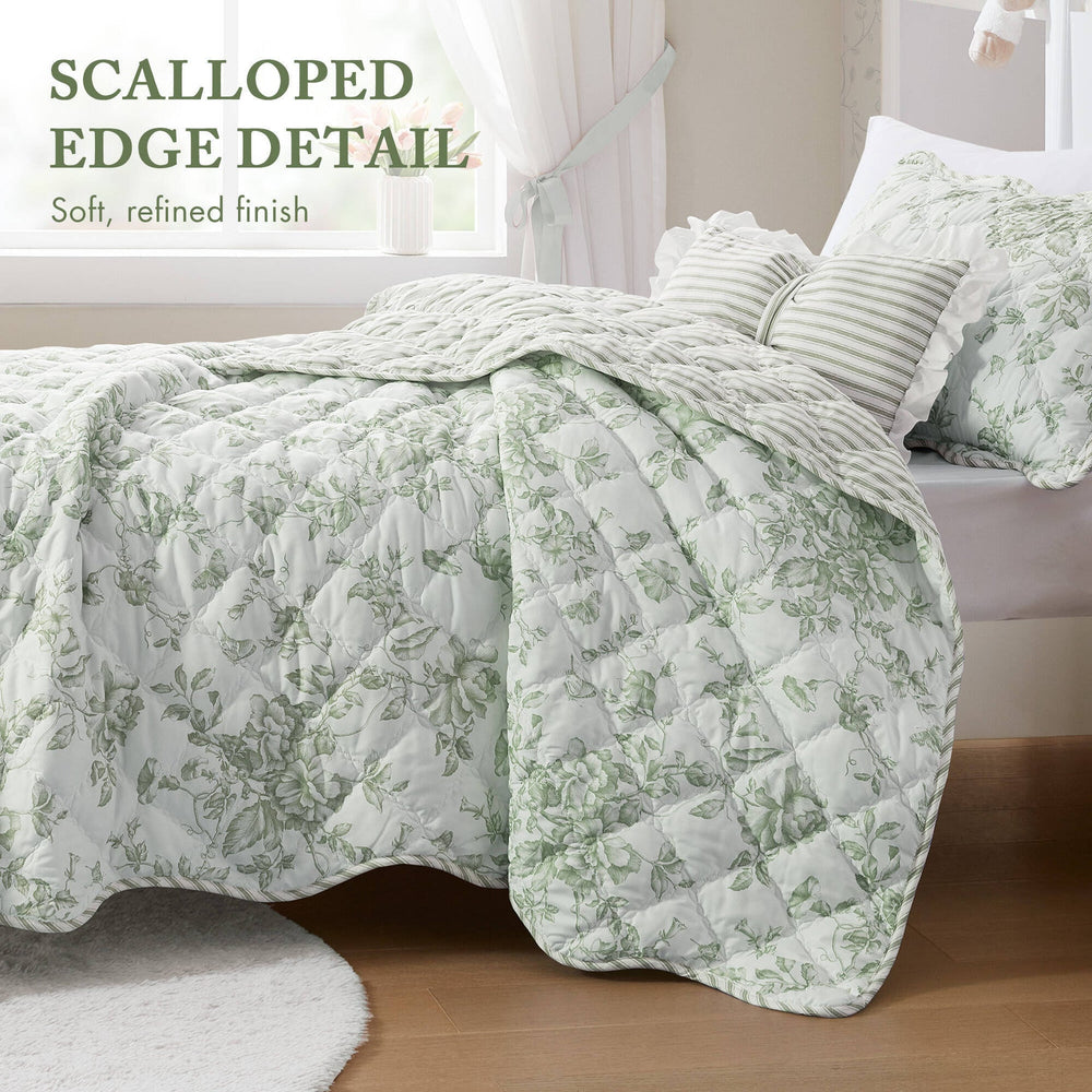 3 Pieces Twin/Twin XL Quilt Set with Decorative Pillow,Green Media 6