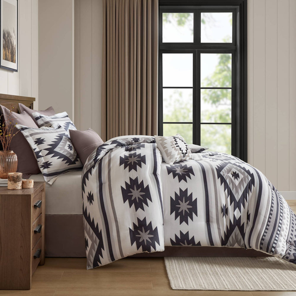 8- Piece Queen Comforter Set Media 20