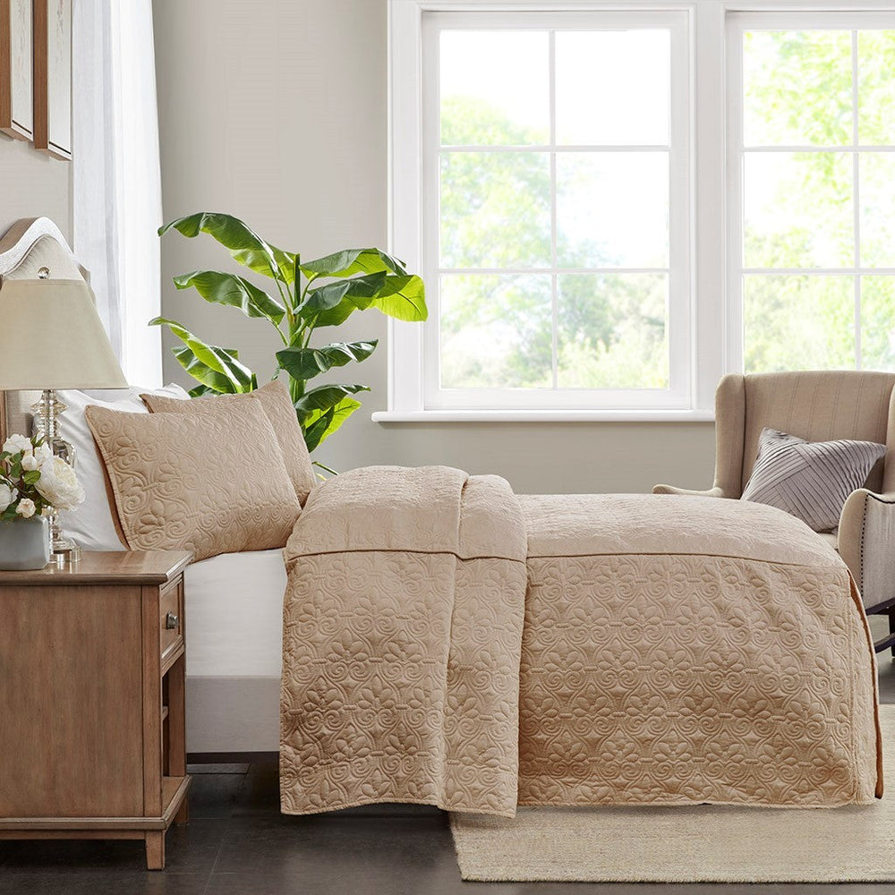 3 Piece Split Corner Pleated Quilted Bedspread Khaki Queen Media 7