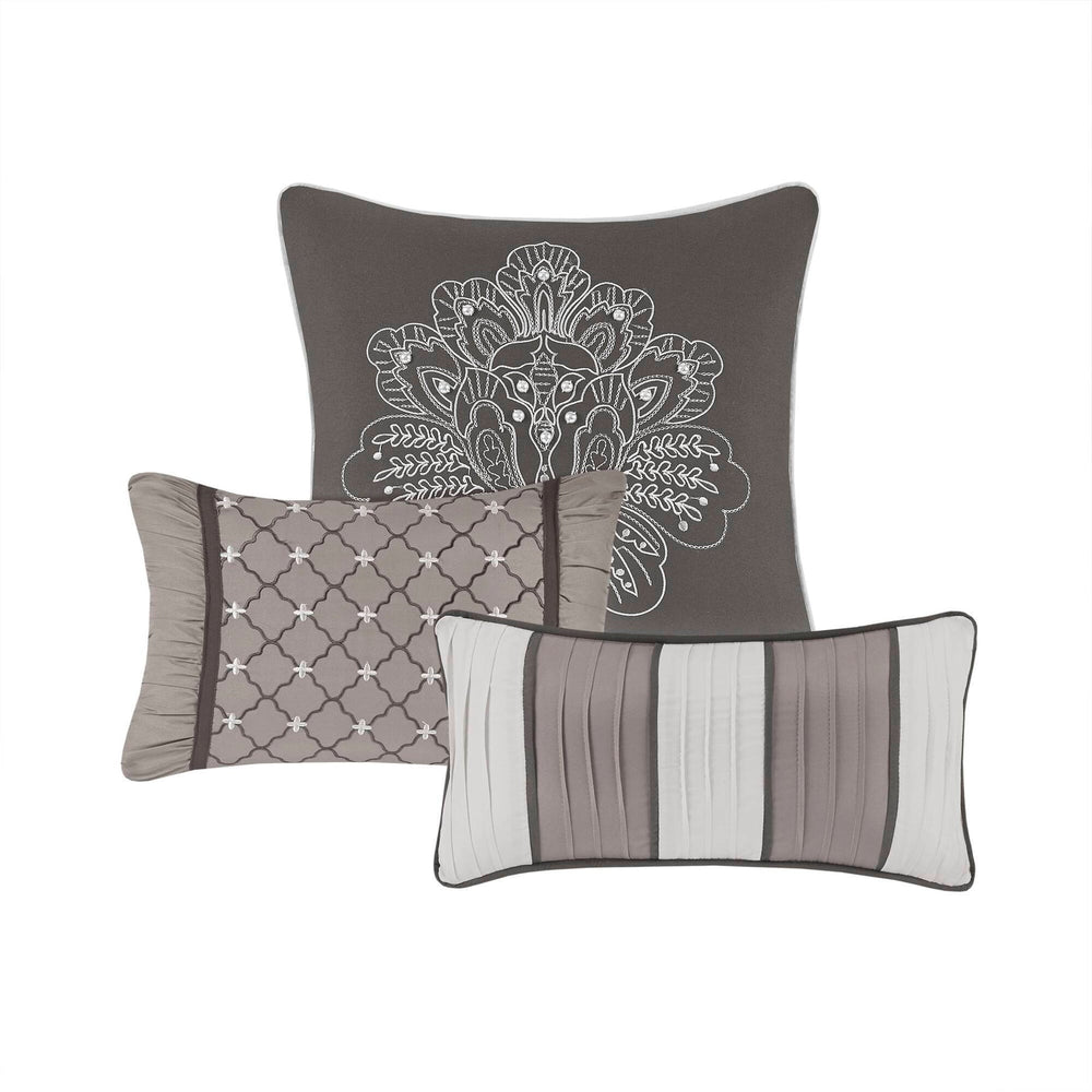 6-Piece Full/Queen 6 Piece Jacquard Quilt Set with Throw Pillows,Grey Media 9
