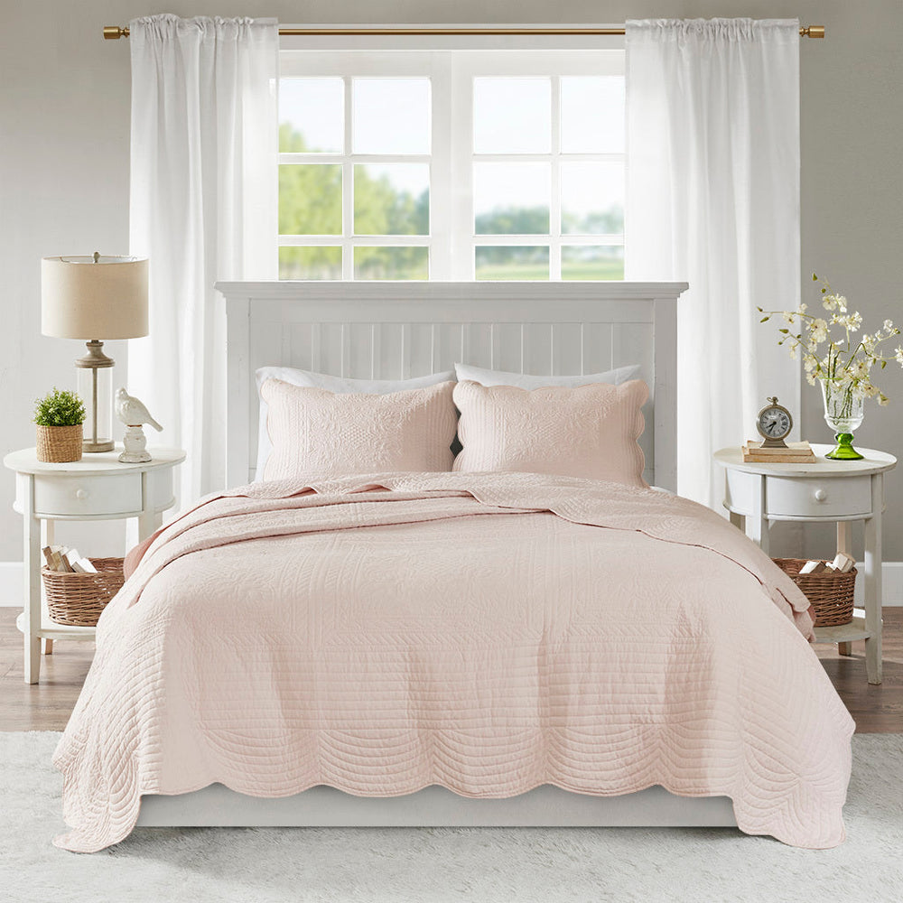 3 Piece Reversible Scalloped Edge Quilt Set Blush Full/Queen Media 10