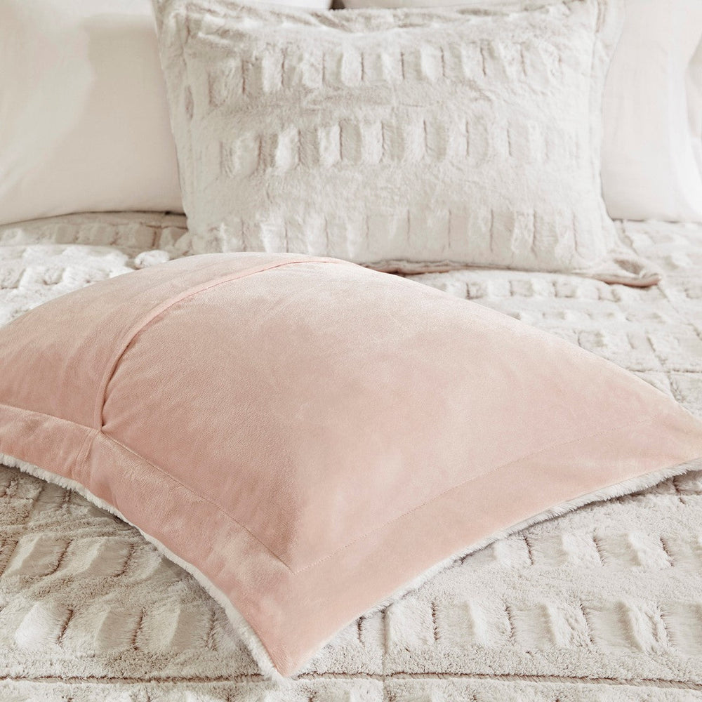 Twin/Twin XL Back Print Long Fur Comforter Mini Set Media 3
