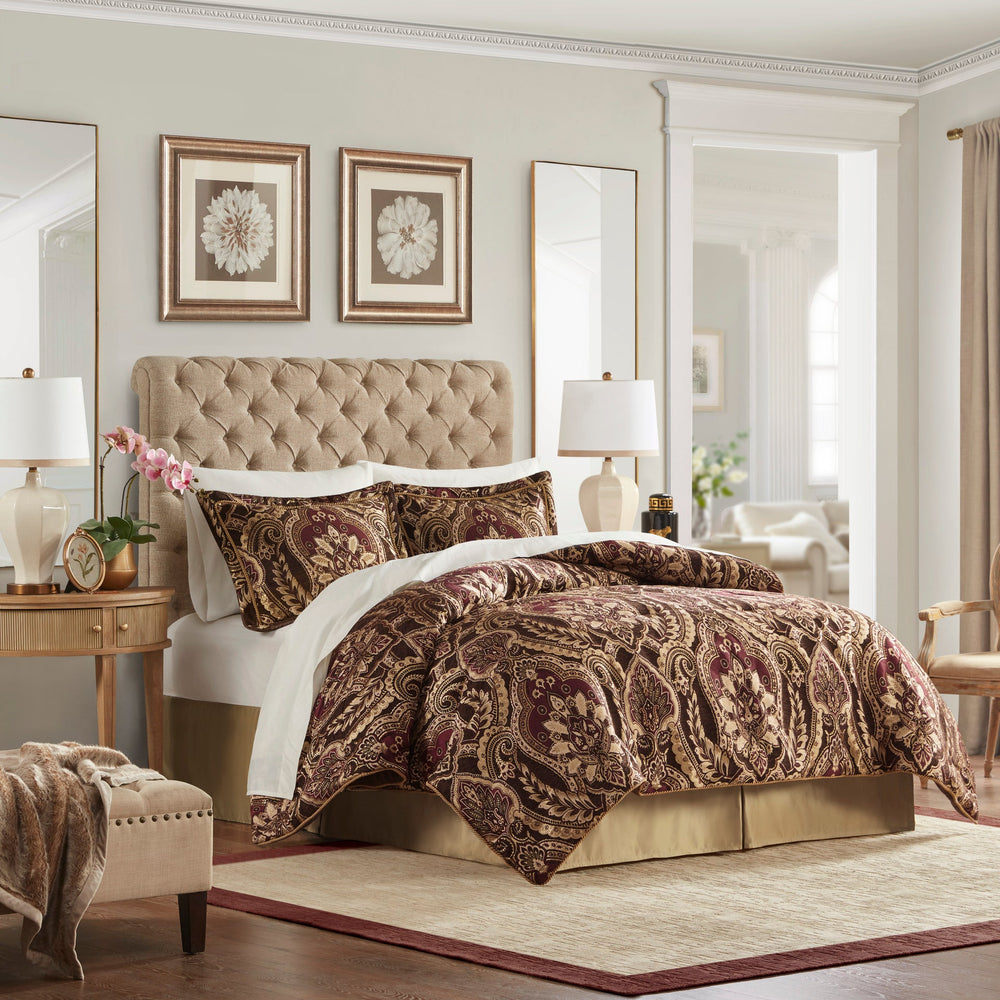 4 Piece Comforter Set Burgundy Queen Media 11