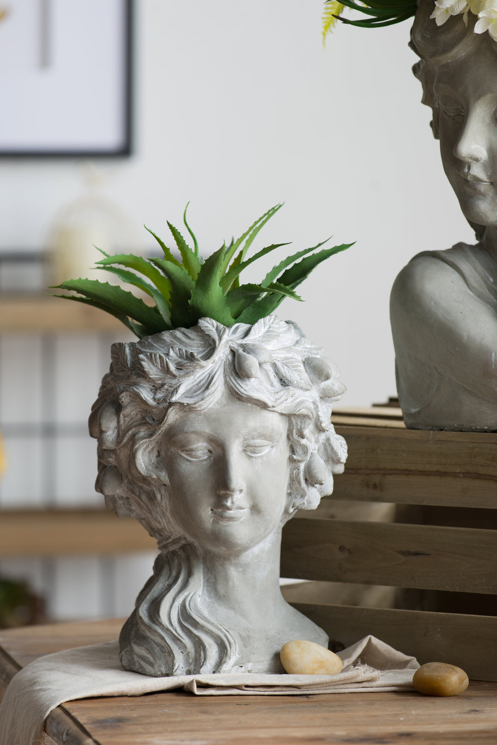 Cement Bust Wall Planter - Indoor Outdoor Home Garden Decor, 8' x 9' x 11.5' Media 7