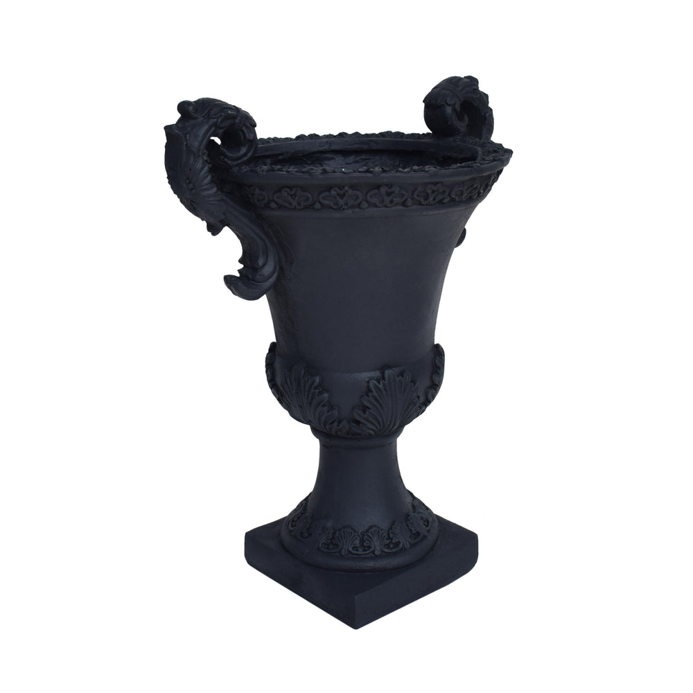 DELPHINE URN Media 7