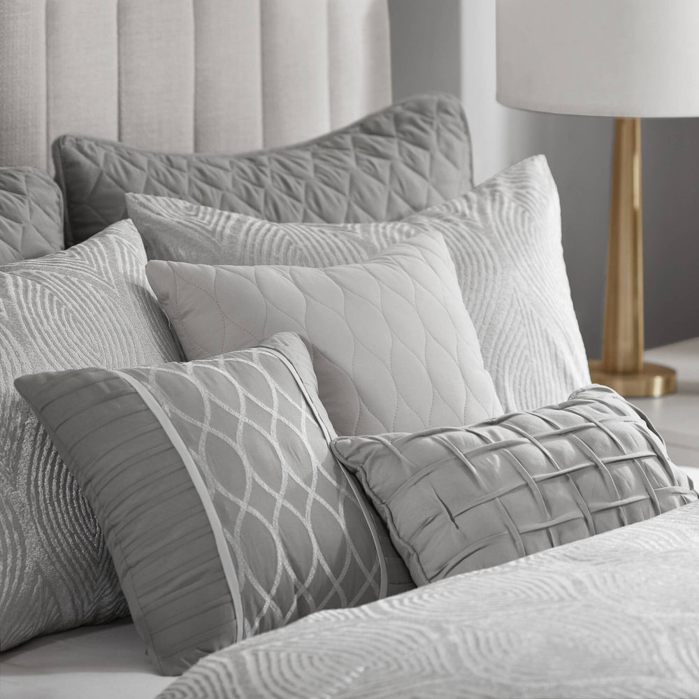 10- Piece Queen Jacquard Comforter Set Media 20