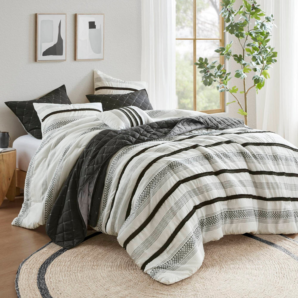 7 Piece Stripe Comforter and Quilt Set-Full/Queen Media 13