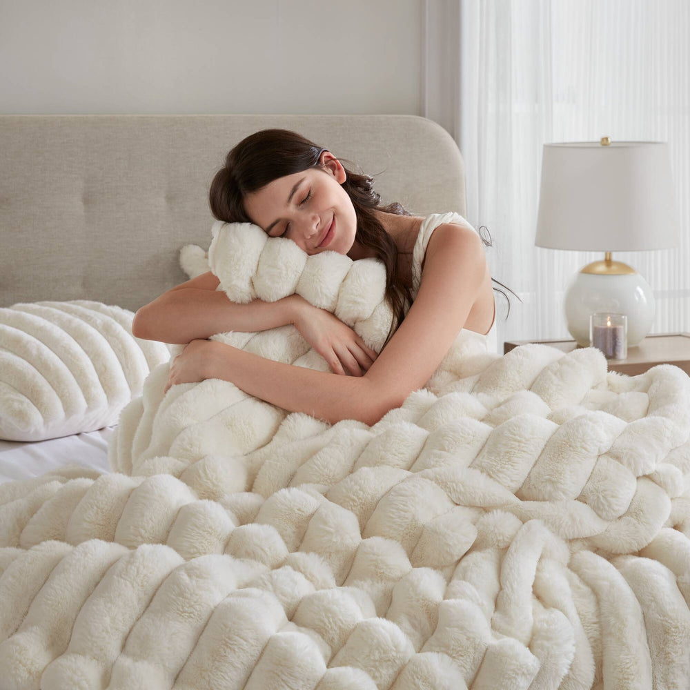 3-Piece Full/Queen  soft Faux Fur Ribbed Comforter Set,Ivory Media 13