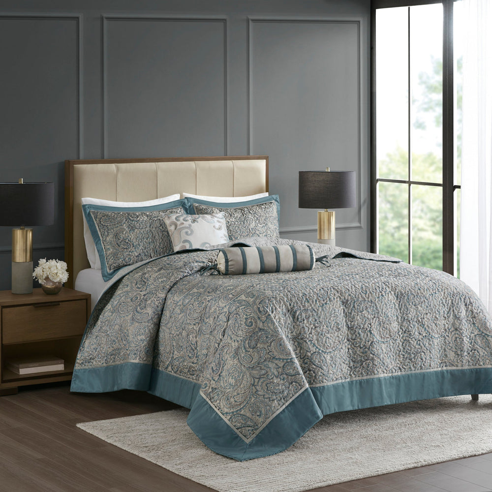 5 Piece Jacquard Bedspread Set with Throw Pillows Teal King Media 1