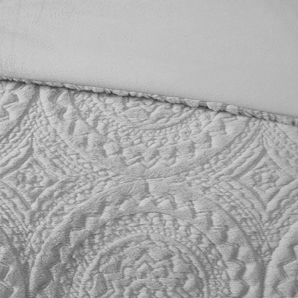 King/Cal King Embroidered Medallion Faux Fur     Comforter Mini Set Media 8