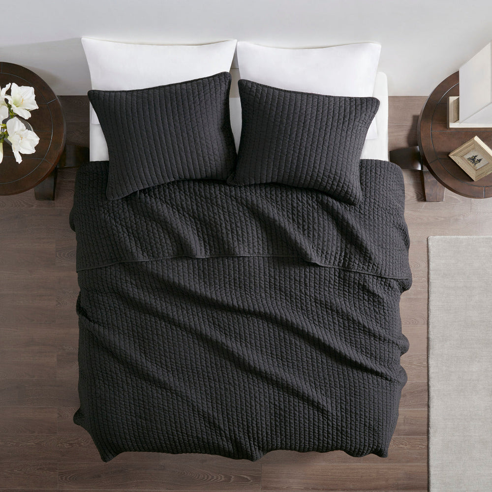 3 Piece Quilt Set Black King/Cal King Media 8