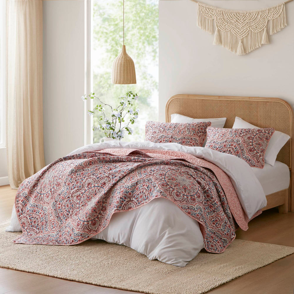 3-Piece Full/Queen Boho Floral Reversible Quilt Media 25