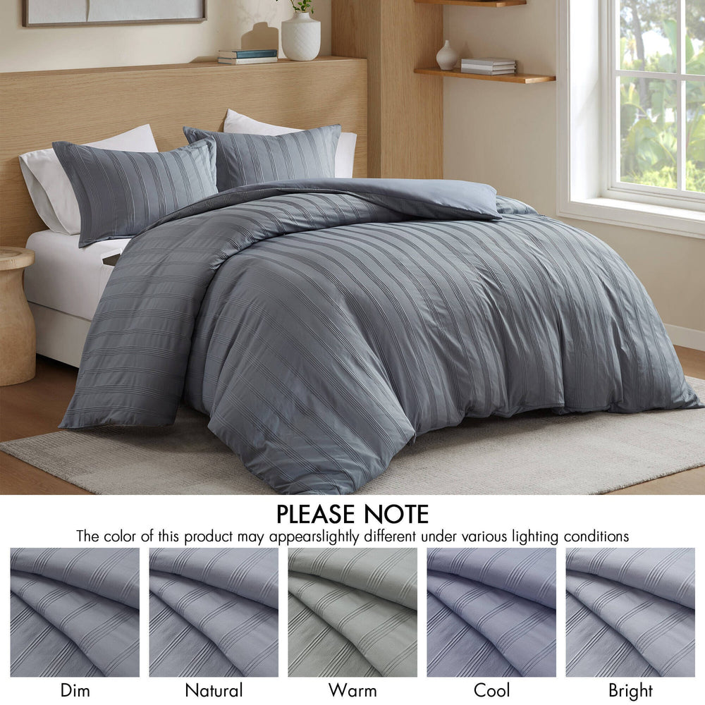3-Piece Full Woven Striped Duvet Set Media 2