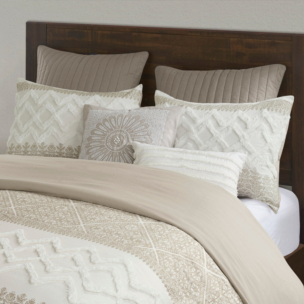 King/Cal King 3 Piece Cotton Duvet Cover Set with Chenille Tufting Media 18