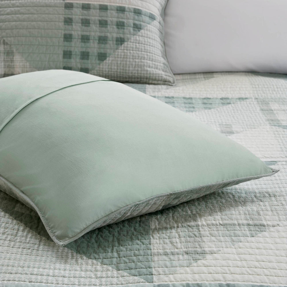 3- Piece King/Cal King Coverlet Mini Set Media 10